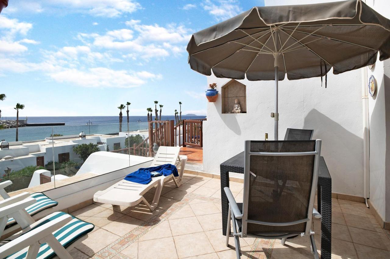 Puerto Chico 8 Apartment Плая Бланка Екстериор снимка